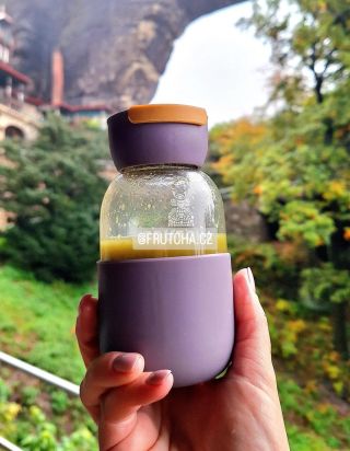 Moc děkujeme za fotky, které nám posíláte. Tahle je od @helu_v od Pravčické brány 🤩🫶💚 Jsme rádi, že je Frutcha společník...